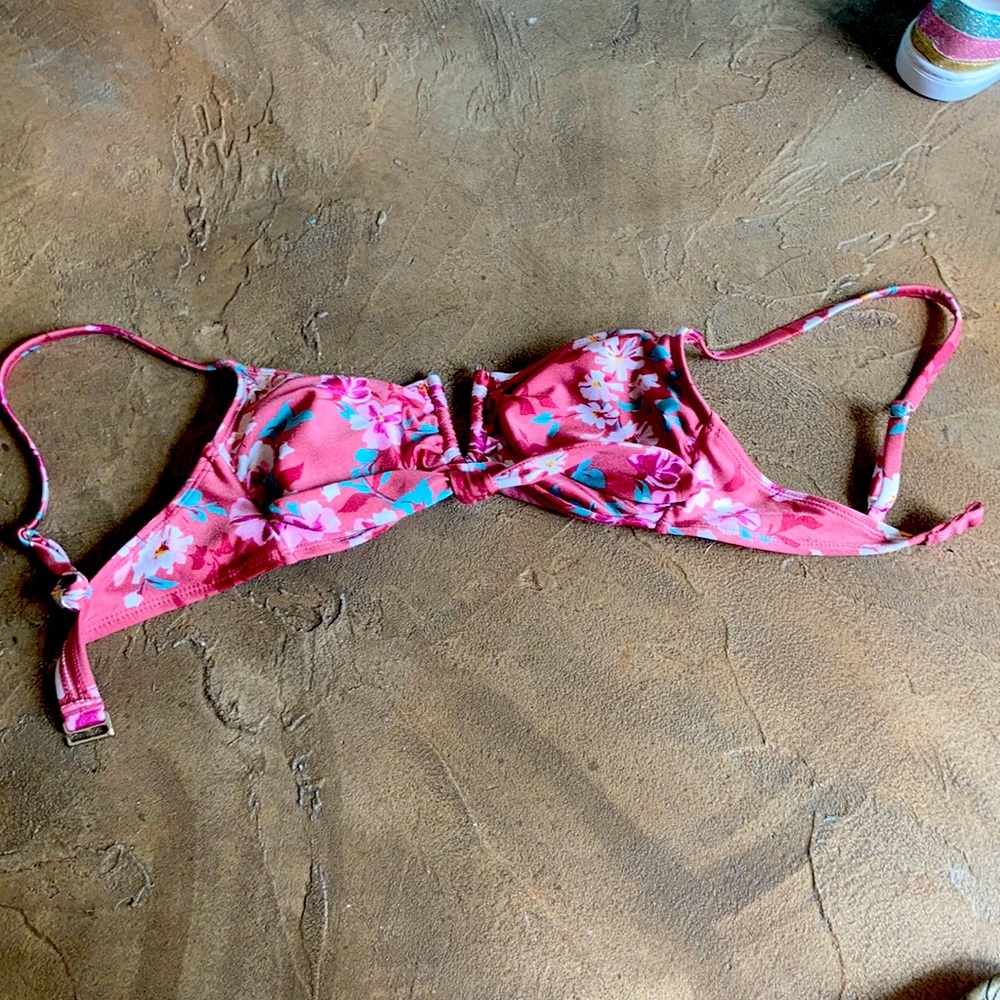Bathing suite top